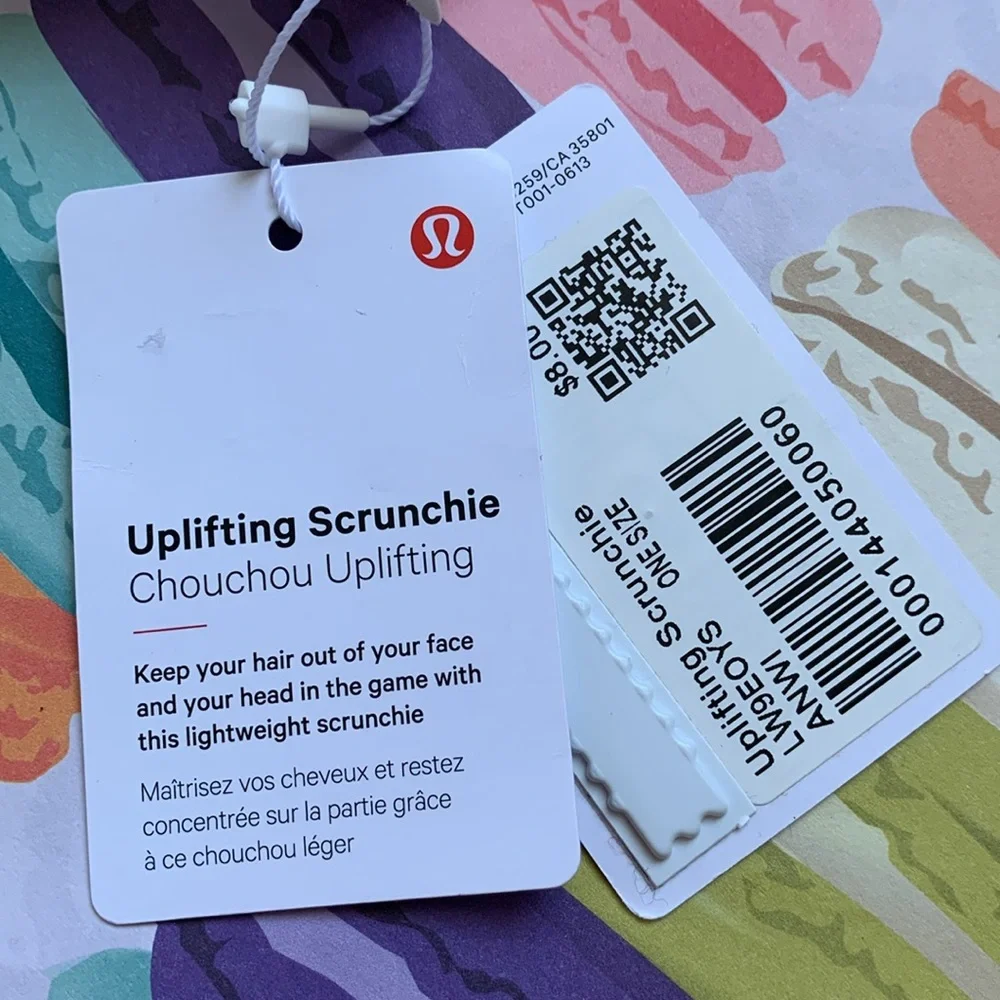 Lululemon Uplifting Scrunchie Almond Creamy Off-white Mesh NWT Hair tie